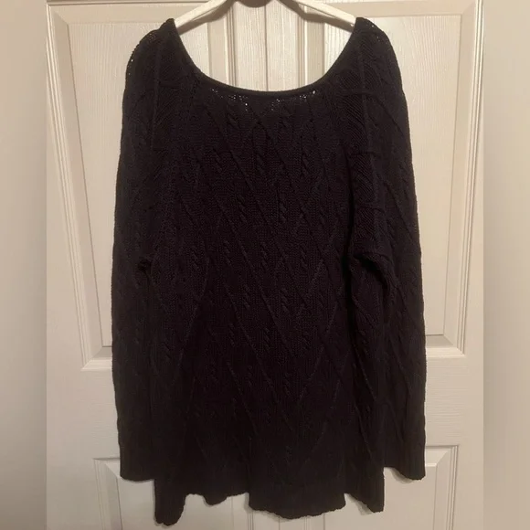 Black Sweater with Cable Knit Design - Picture 2 of 9